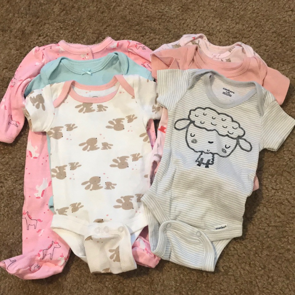 Newborn Girl 6-Piece Lot